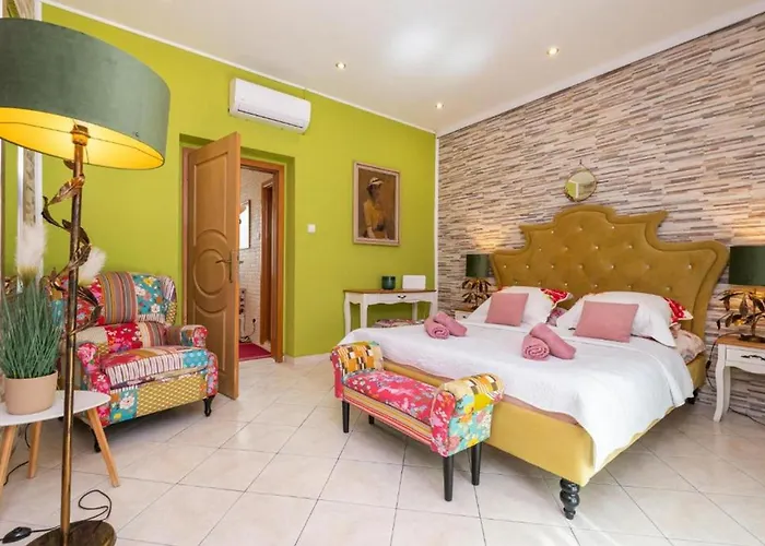 Antique Pearl Of Villa,panoramic&sea View With Pool فيلة